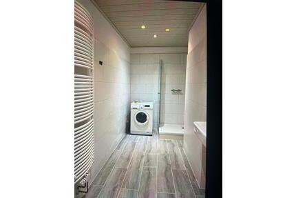 Schöne helle, mod 3,5 Zi Whg 110 m² zu vermieten in Bremen Walle