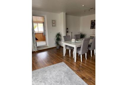 Großzügige helle 3-Zi. Wohnung mit Loggia, Vollbad & Stellplatz - Fockbek