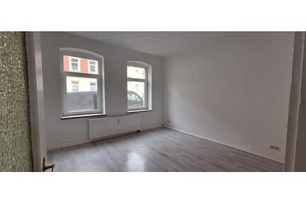 Charmante 45 m² Wohnung nach Sanierung – Erstbezug mit Garten - Werdau