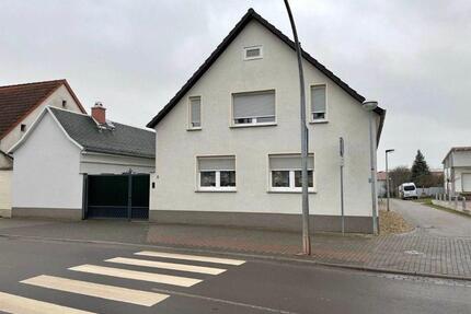 Charmantes Einfamilienhaus mit schönem Grundstück - Hohe Börde