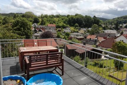 Helle 3 Zimmerwohnung mit riesiger Sonnenterrasse - Schmitten im Taunus