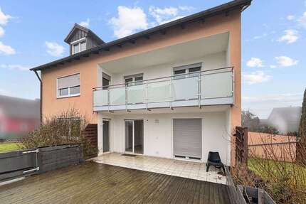 Haus zum Kaufen in Obertraubling 750.000,00 € 292 m²