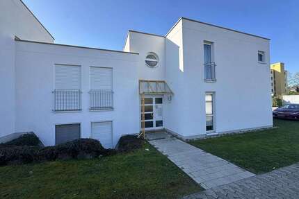 Wohnung zum Kaufen in Saarbrücken 78.000,00 € 26.21 m²