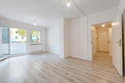 ** 750 € Gutschein**! - Wir renovieren! 3-Zimmer-Wohnung im Erdgeschoss im (H)erzgebirge! - Neuhausen/Erzgebirge