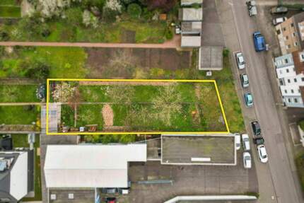 Rarität in Alt-Niehl: Grundstück in attraktiver Rheinnähe mit Top-Anbindung - Köln