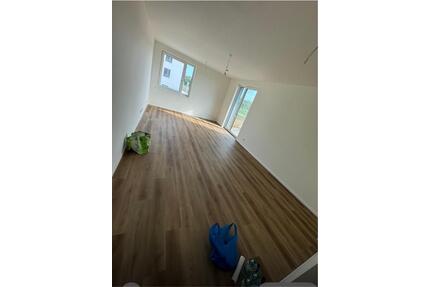 Befristete, möbilierte 3-Zimmer-Neubauwohnung zu vermieten - Berlin Neukölln