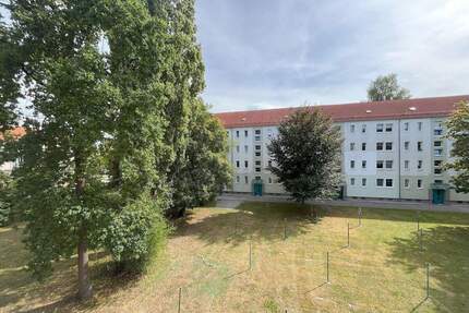 Wohnen im Grünen...helle, moderne 3 - Zimmer-Wohnung mit Einbauküche sofort einzugsfertig - Zwickau Eckersbach