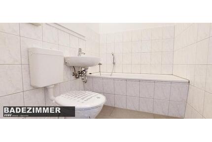 große 3 Zimmer, Balkon frisch saniert - Zwickau Neuplanitz