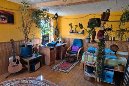 Wohnung mit Garten und Koppel für Pferde - Gefell