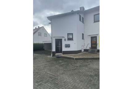 Haus zum Kaufen in Hasselroth 998.000,00 € 434 m²