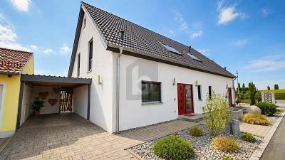 PLATZ FÜR DIE GANZE FAMILIE - 675.000,00&nbsp;EUR Kaufpreis, ca.&nbsp; 211,00&nbsp;m&sup2;&nbsp;Wohnfl&auml;che in Burgheim (PLZ: 86666)