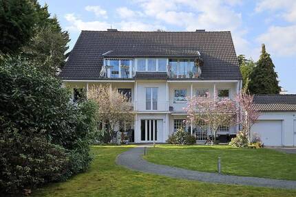 Traumhaft Wohnen mit Blick auf den Schönwasserpark - Krefeld Bockum