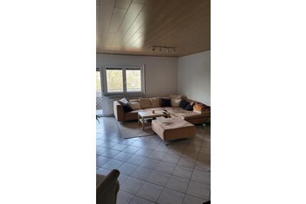 Neuwertige 85m² Wohnung in Bürstadt