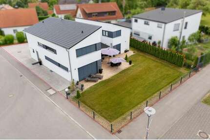 Haus zum Kaufen in Neenstetten 875.000,00 € 237.87 m²