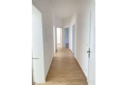 Wohnung zum Mieten in Hanau 985,00 € 93 m²