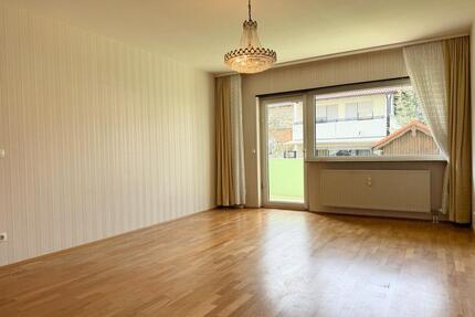 Erdgeschoss 2-ZKB 65qm + Hobbyraum 20qm + PKW-Stellplatz + Balkon - Ludwigshafen am Rhein Ludwigshafen-Oggersheim