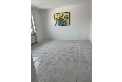 4-Zimmer-Wohnung mit Balkon in NiddatalBönstadt zu vermieten