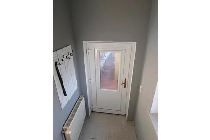 Wohnung DG 2,5 Zimmer - 600,00&nbsp;EUR Kaltmiete, ca.&nbsp; 65,00&nbsp;m&sup2; in Husby (PLZ: 24975)