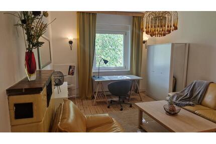 Charmantes großes Zimmer in Frauen-WG mit Garten in Lichterfelde - Berlin Steglitz-Zehlendorf