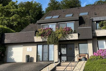 Großzügige Doppelhaushälfte mit Einzelhauscharakter - Georgsmarienhütte