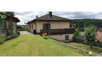 Haus zum Kaufen in Heiligenstadt 350.000,00 € 220 m²