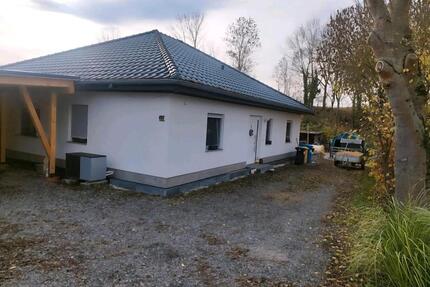 Bungalow mit schönem Grundstück - Salzatal