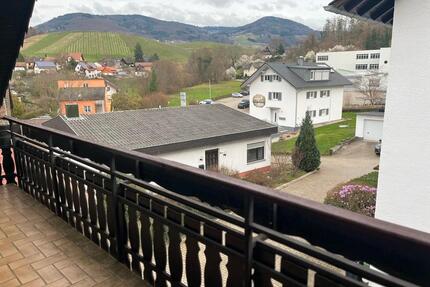 Schöne 2-Zimmer-Wohnung mit Balkon und Blick auf die Hornisgrinde - Sasbach