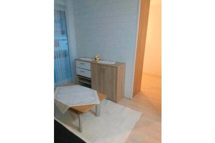 Einzimmer Wohnung mit Tiefgarage - Stuttgart