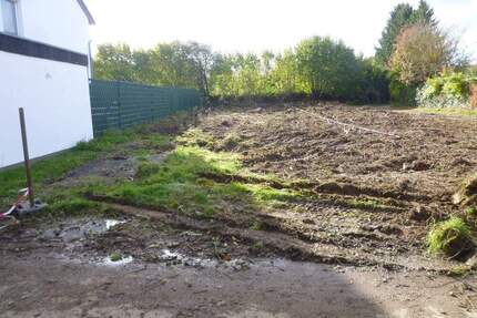 Baugrundstücke in Südlage in guter Wohnlage. Bebaubar mit Einfamilienhäusern, Eins bereits VERKAUFT - Eschweiler Bergrath