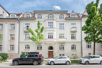 Wohnung zum Kaufen in München 2.700.000,00 € 183.5 m²