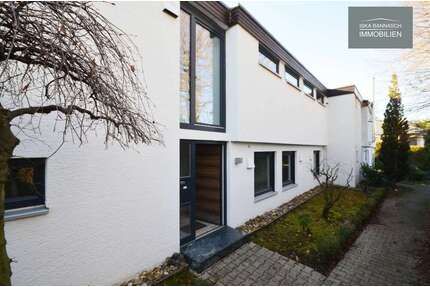 Haus zum Mieten in Gerlingen 2.300,00 € 165 m²