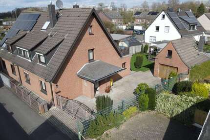 Haus zum Kaufen in Düsseldorf 698.000,00 € 140 m²