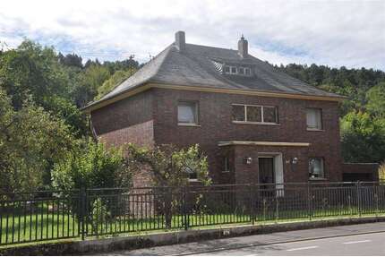 Haus zum Kaufen in Kall 275.000,00 € 180 m²