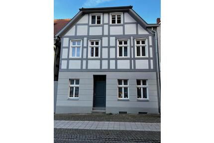 Schöne 2-Zimmer Wohnung zentral in Perleberg zu vermieten