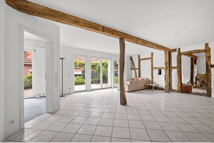 Große 3 Zimmerwohnung mit Stellplatz, Garten und 2 Terrassen in Harenberg! - Seelze / Harenberg