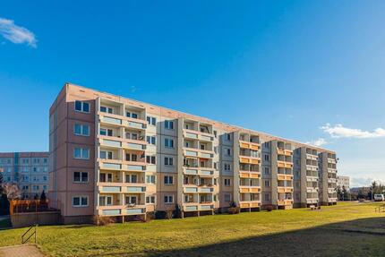 Familienglück im EG – frisch renoviert & bezugsfertig ab Juli ! - Eisleben (Lutherstadt)