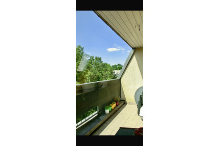Dach Geschoß 2 Zimmer Sued-West-Balkon - Berlin Spandau