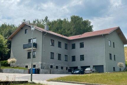 Wohnung 3 Zimmer zu vermieten - 620,00&nbsp;EUR Kaltmiete, ca.&nbsp; 82,00&nbsp;m&sup2; in Zenting (PLZ: 94579)