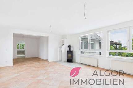 Mehrparteienhaus mit 4 Wohneinheiten ca. 356 m² WF Renditepotenzial nach Sanierung , - Breitscheid