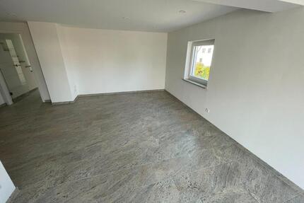 Doppelhaushälfte Erstbezug nach Sanierung - Zwickau Auerbach