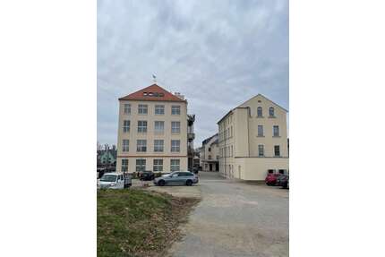 Wohnung zum Mieten in Großröhrsdorf 978,00 € 103 m²