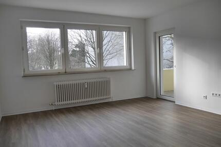 Schöne 3-Zimmer-Wohnung mit Balkon in Hanau-Großauheim zu vermieten