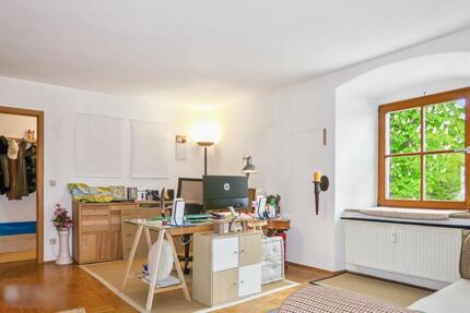 104 m² zum Wohlfühlen – großzügige Wohnung mit Einbauküche & Carp - Pfatter