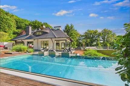 Haus zum Kaufen in Bessenbach 2.780.000,00 € 701 m²