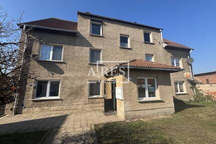 Mehrfamilienhaus zur Sanierung in Hakeborn