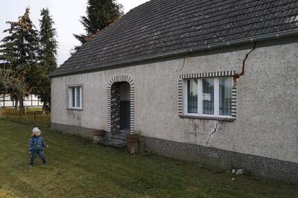 Grundstück 1300 qm Haus und. Scheune im Oderbruch bei Wriezen - Neuhardenberg