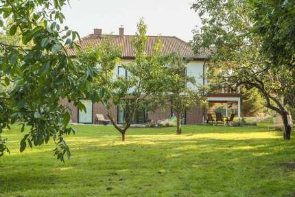 Haus zum Mieten in Seedorf 2.630,00 € 188 m²
