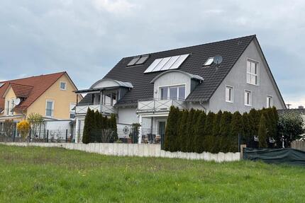 Attraktive Maisonette-Wohnung mit Südbalkon, Garage - Maxhütte-Haidhof