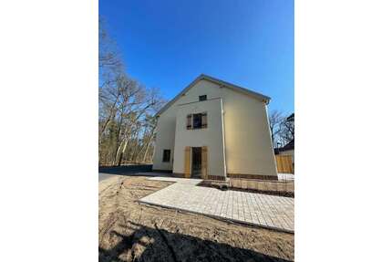 Haus zum Mieten in Beelitz Heilstätten 1.881,88 € 144.76 m²