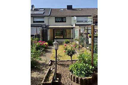 Haus zum Kaufen in Neuss 239.000,00 € 63.11 m²